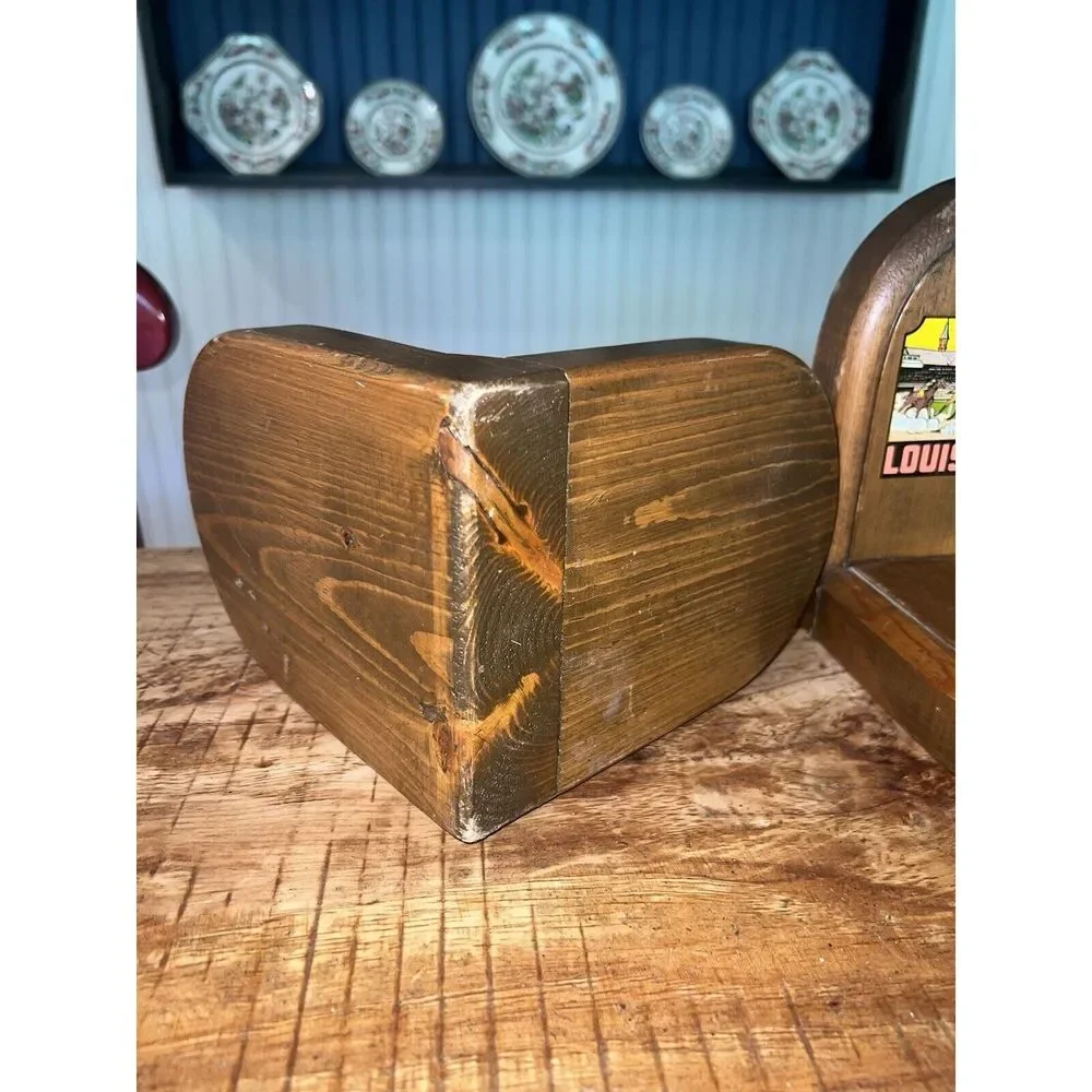 2 Kentucky Derby Churchill Downs Custom Wooden Bookends Louisville KY Robertson